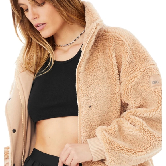 ALO Camel Faux Sherpa Snap Zip Closure Drop Shoulder Relaxed Fit Varsity Jacket - Picture 15 of 15